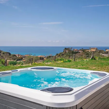 Casa de Férias Adele Con Piscina Privata Vicino Tropea - Per 16 Persone