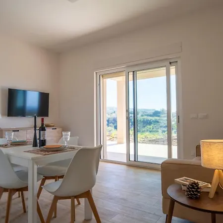 Casa de Férias Adele Con Piscina Privata Vicino Tropea - Per 16 Persone *