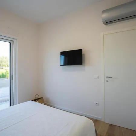 Casa de Férias Adele Con Piscina Privata Vicino Tropea - Per 16 Persone *
